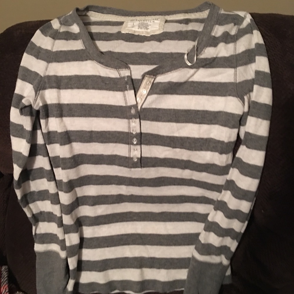 Long sleeve shirts